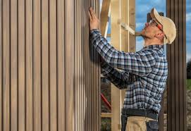 Affordable siding repair and maintenance services in Brookfield, MO